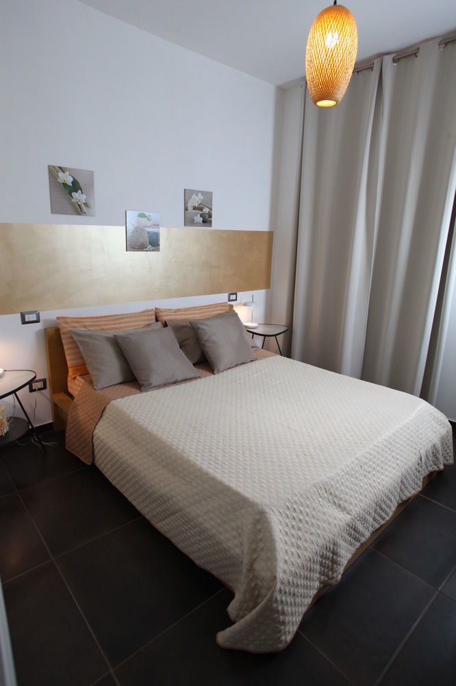 Golden Mile Bed and breakfast