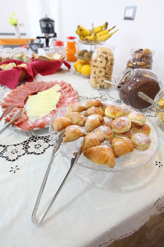 Bed and breakfast Golden Mile 2*